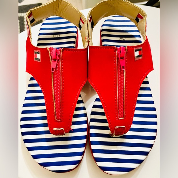 Tommy Hilfiger chunky heel red sandals - Picture 3 of 9